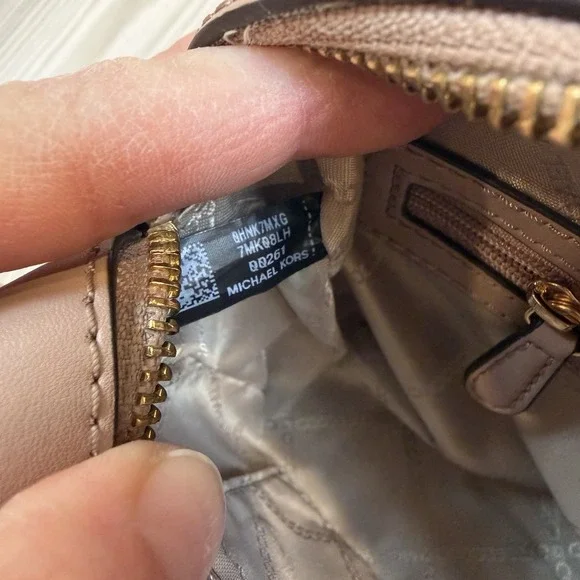 MICHAEL KORS Ginny Jet Set Medium Logo Camera Box Purse Crossbody Bag 32F8GF5M2B